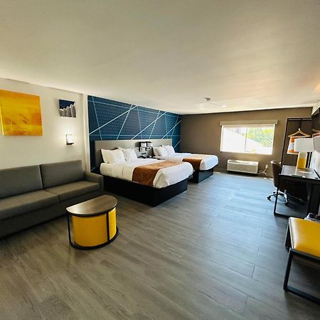 Comfort Suites Terre Haute University Area מראה חיצוני תמונה