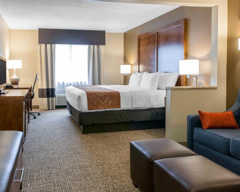 Comfort Suites Terre Haute University Area מראה חיצוני תמונה
