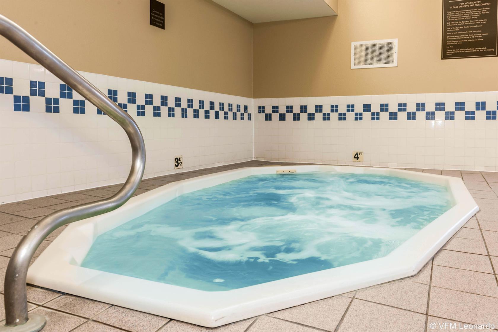 Comfort Suites Terre Haute University Area מראה חיצוני תמונה