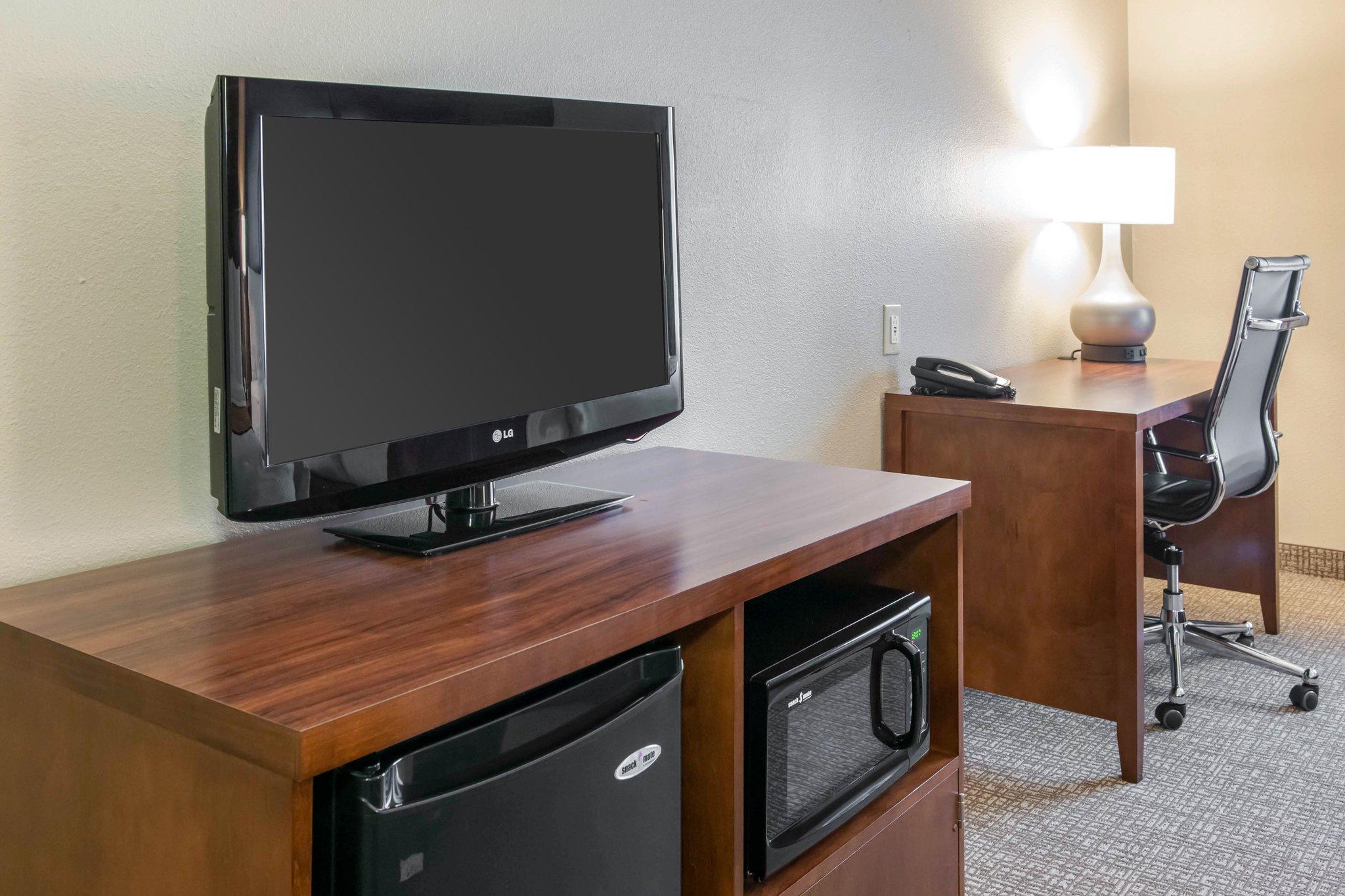 Comfort Suites Terre Haute University Area מראה חיצוני תמונה