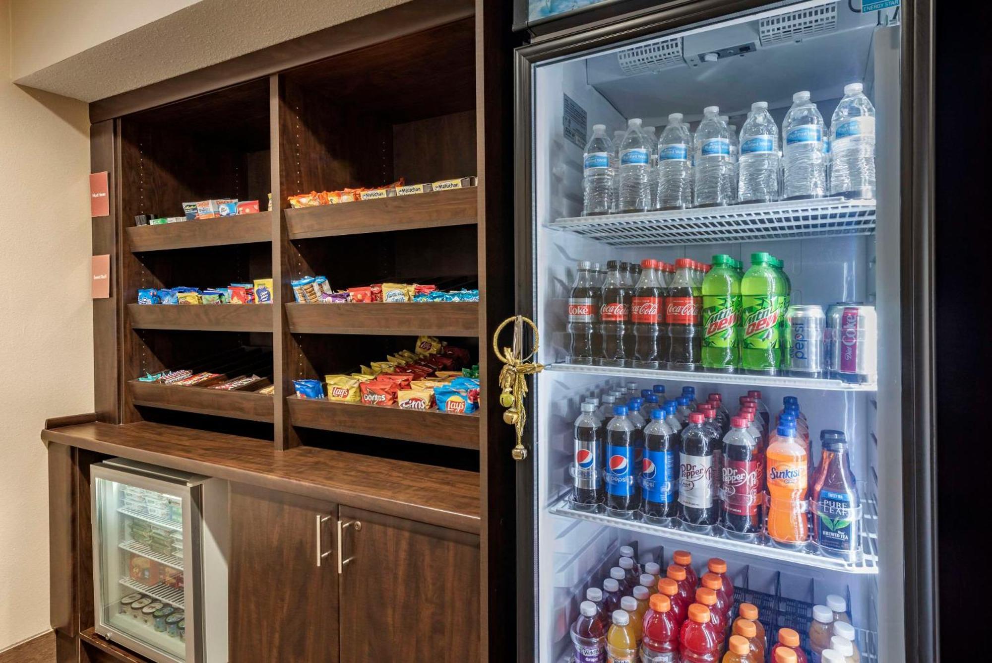 Comfort Suites Terre Haute University Area מראה חיצוני תמונה