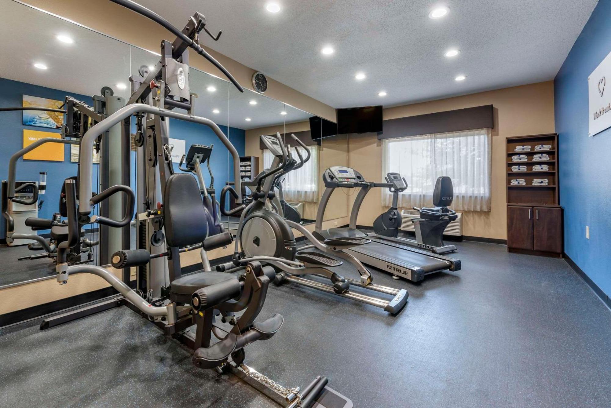 Comfort Suites Terre Haute University Area מראה חיצוני תמונה