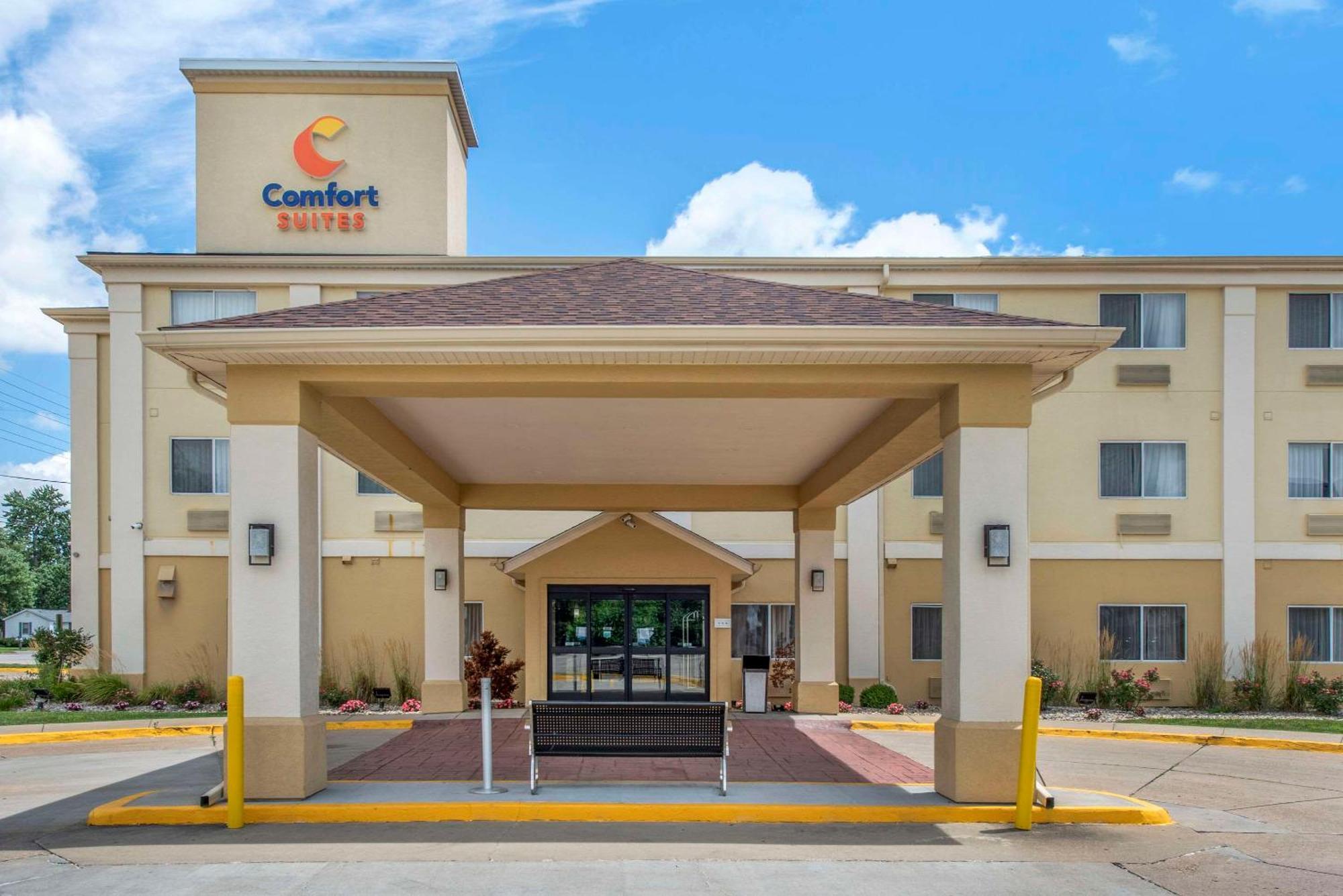 Comfort Suites Terre Haute University Area מראה חיצוני תמונה